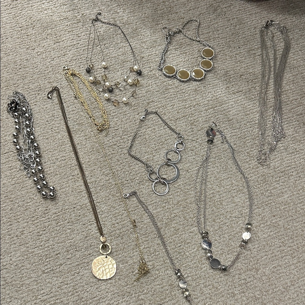 Elegant Silver and Gold Necklace Set